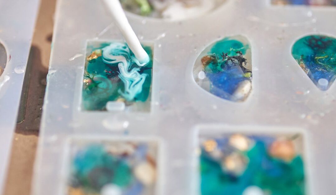 How to Make Stunning Resin Coasters: A Beginner’s Guide to Resin Craft Supplies
