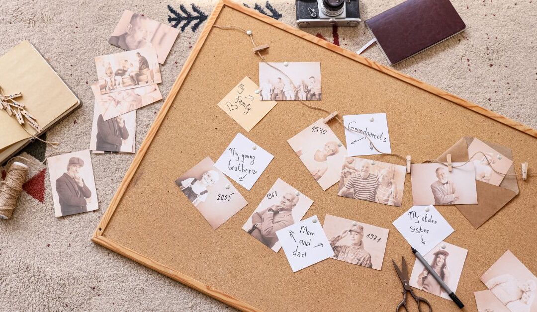 Scrapbooking & Paper Crafts: A Creative Guide to Turning Simple Materials into Meaningful Art